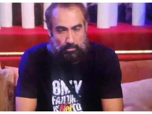 Bigg Boss OTT 3: Ranvir Shorey shares he is not interested in the 'Bigg Boss Trophy'; says 'Trophy se zyada mujhe Rs 25 lakh rupaye ki zarurat hai' - Times of India