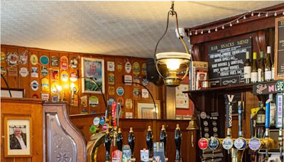 On the Sauce at the Barley Mow: the classic boozer is a perfect introduction to London pub culture