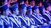 Prepa UMAD despide a su generación 150 con magna graduación