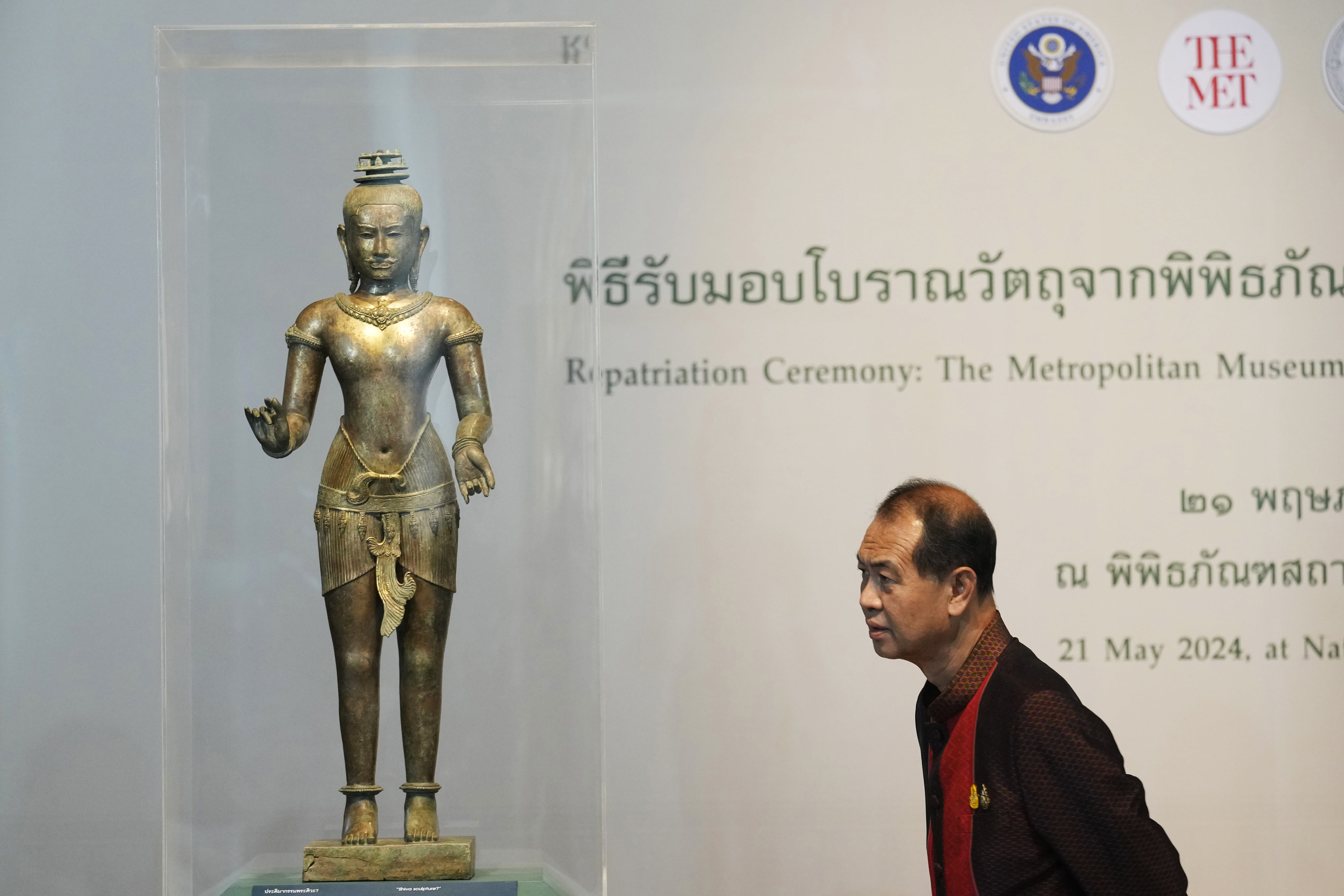 Thailand welcomes home trafficked 1,000-year-old statues returned by New York's Metropolitan Museum