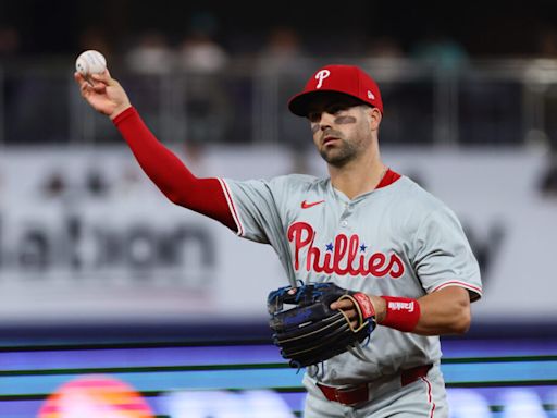 Phillies Release Whit Merrifield