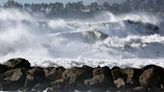 Impresionantes olas de más de 8 metros en California y Hawai: ocho heridos y pánico en la costa