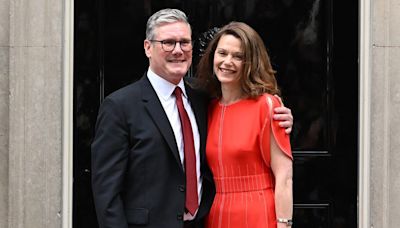 Victoria Starmer wears a dress from Britain’s favourite middle-class label to enter Downing Street