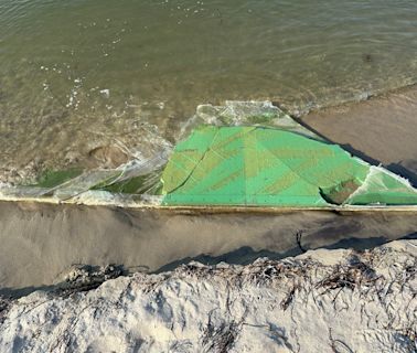 Vineyard Wind operations shut down. Bags of blade debris on Nantucket shore