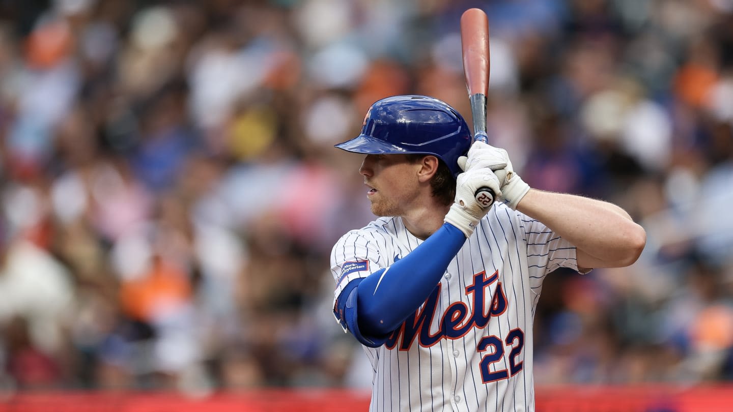 Mets chaotic week continues with shocking roster moves