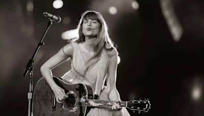 Taylor Swift's fan gets engaged during live concert in Portugal - Watch - Times of India