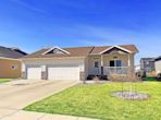 3790 Dorothea Ct S, Fargo ND 58104