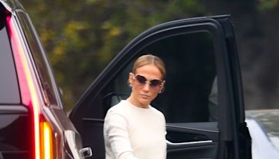 J.Lo and Ben Affleck Attended a Major Event Separately and "Kept Their Distance"