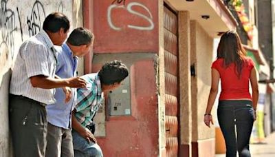 ¡Respeta! Tirar piropos en la calle es motivo de arresto