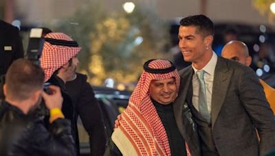 ARD-Doku beleuchtet saudischen Fußball-Boom: "Sie alle akzeptieren, den Mund zu halten"