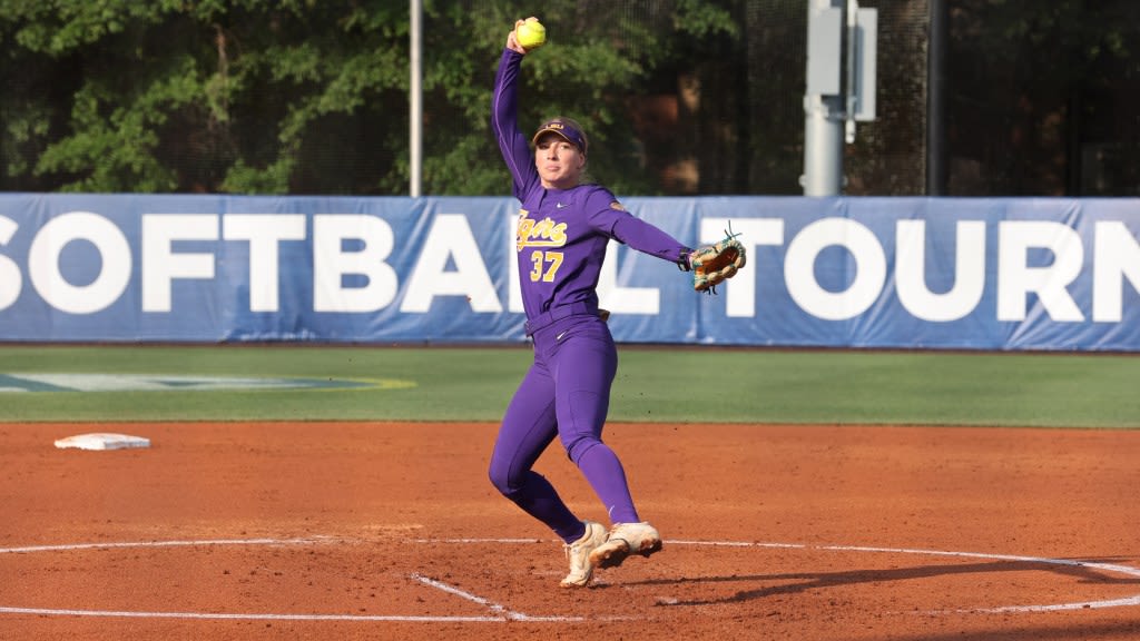 LSU softball knocks off No. 1 seed Tennessee in SEC tournament quarterfinals