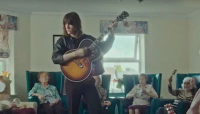 Blossoms film new music video at Stockport care home with residents made to ‘feel like they were in a movie’