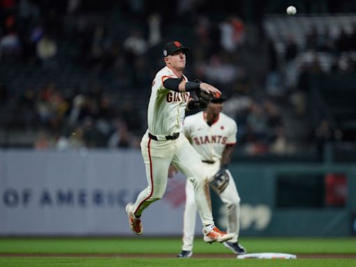 SF Giants’ Tyler Fitzgerald pulled from game vs. Brewers in third inning