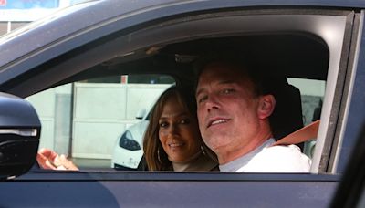 Jennifer Lopez and Ben Affleck put on united front on LA car drive