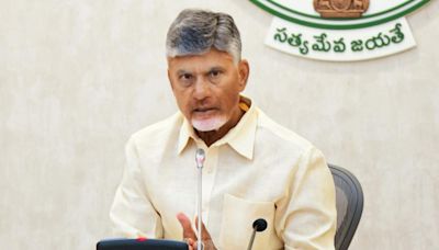 Chandrababu Naidu holds talks with key officials from Google, YouTube