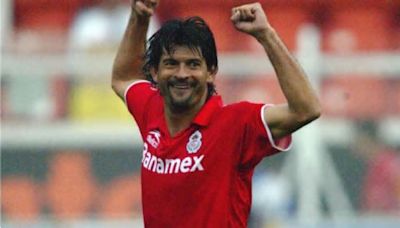 Cardozo anotó en el Apertura 2002 sólo tres goles menos que los cuatro campeones juntos