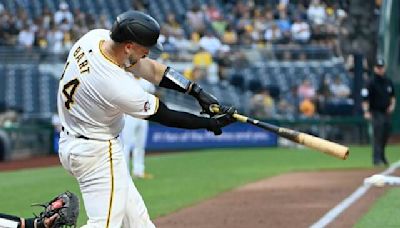 'He’s taking advantage of the opportunity': Joey Bart performing at, behind plate for Pirates