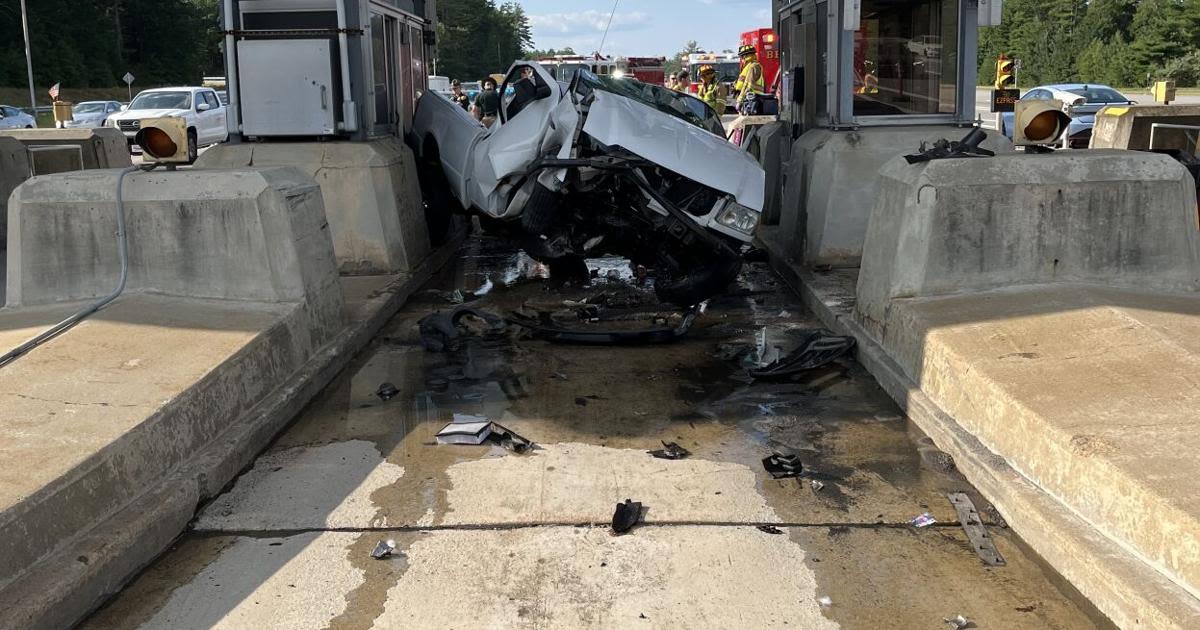 Rush-hour crash shuts down Bedford toll lanes, leads to DWI arrest