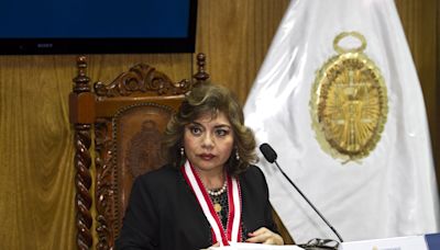 Justicia de Perú ordena reincorporar a fiscal suprema que fue suspendida por el Congreso