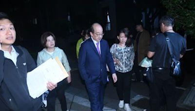 韓國瑜強行表決！柯建銘轟是歷史罪人