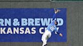 Royals center fielder Kyle Isbel channels Willie Mays with incredible catch