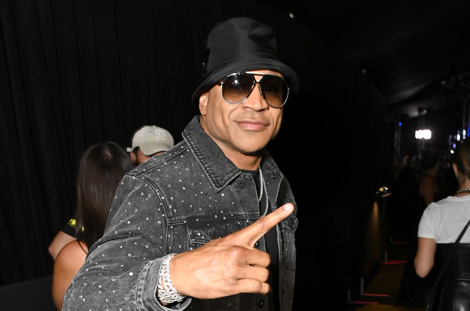 LL COOL J’s ‘THE FORCE’ Debuts in Top 10 on Top Rap Albums Chart