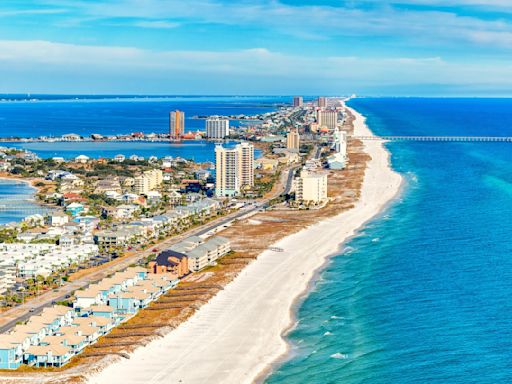 15 Places To Live in Florida With High Salaries and a Low Cost of Living