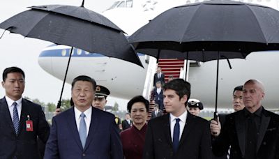 Xi Jinping llega a Francia para celebrar los 60 años de las relaciones diplomáticas franco-chinas