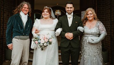 Bride throws Bridgerton-themed wedding after being told she looks like character