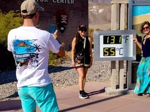 Las Vegas eyes record of 5th consecutive day over 115 degrees as heat wave continues to scorch US - ET HealthWorld