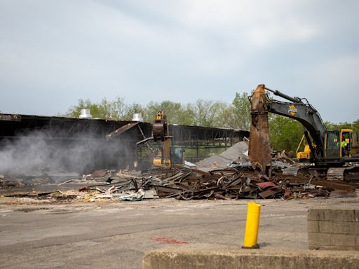 Demolition starts to clear way for construction of Grand Rapids amphitheater