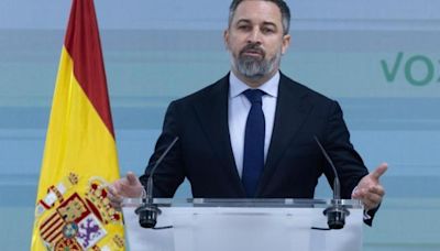 Abascal critica a Sánchez por «mandar a su ministro sicario» para insultar a Milei