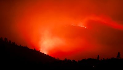 美國加州多處被山火包圍 部份火勢迅速蔓無法控制