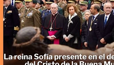 La reina emérita presente en el desembarco del Cristo de la Buena Muerte