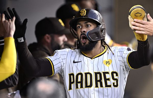 Proposed Philadelphia Phillies Blockbuster Lands 25-Year-Old Padres Superstar