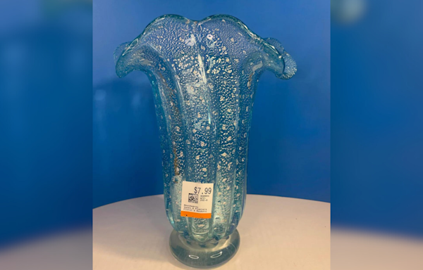 Thrift-store vase bought for $8 turns out to be valuable piece of art