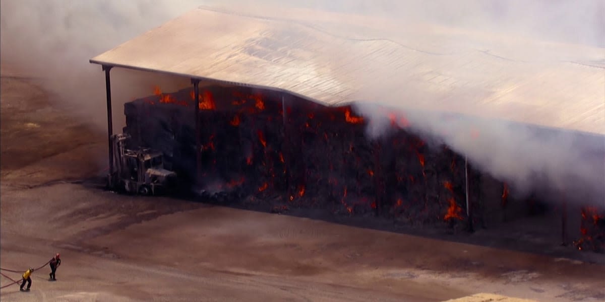 Seeing smoke? Crews working to extinguish large barn fire in Sun Lakes