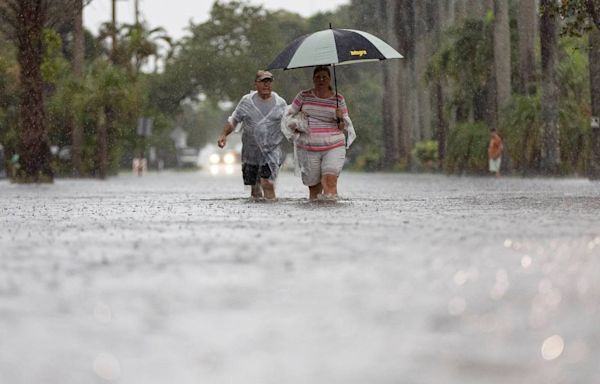 Miami and Broward Counties get hammered with showers, prompting flood advisories: NWS