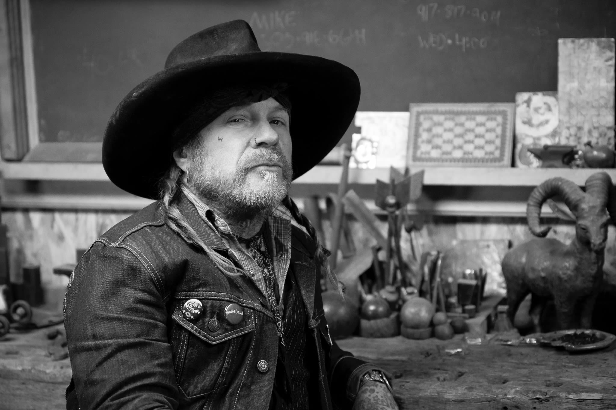 Rock ‘n Roll, Cowpunk, Outlaw: We’re ‘In Good Company’ With Charlie Overbey - SPIN