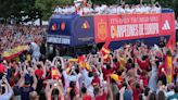 Los mejores momentos de la celebración de la Eurocopa por las calles de Madrid
