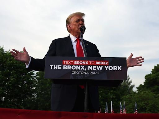 Donald Trump in Bronx must "terrify Democrats": Top aide