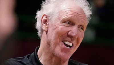 Bill Walton, Hall of Fame player who became a star broadcaster, dies at 71