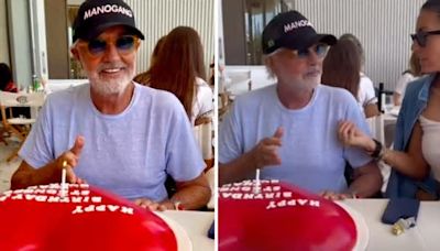 Flavio Briatore, festa di compleanno con Elisabetta Gregoraci e torta rossa a forma di cuore: «Più forte che mai»