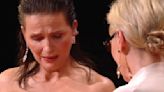 Las lágrimas de Juliette Binoche al entregar la Palma de Oro a Meryl Streep en Cannes