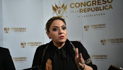 Tras frustrada interpelación, Sandra Jovel reclama