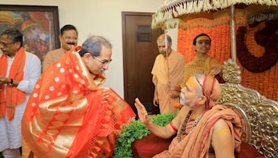 Uddhav Thackeray ‘victim of betrayal’, says Shankaracharya