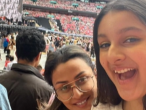 Mother-daughter duo Namrata Shirodkar and Sitara make memories at Taylor Swift concert in London | - Times of India