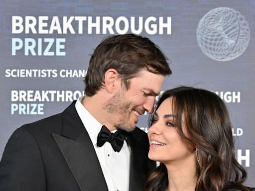 Ashton Kutcher and Mila Kunis Get Affectionate at Morgan Wallen Show