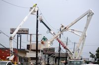 Over 1 million in southeast Texas still without power, facing deadly heat after hurricane Beryl