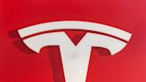 Famous Wall Street Analyst Says Tesla Inc (NASDAQ:TSLA) Will ‘Double’ Because of AI Business